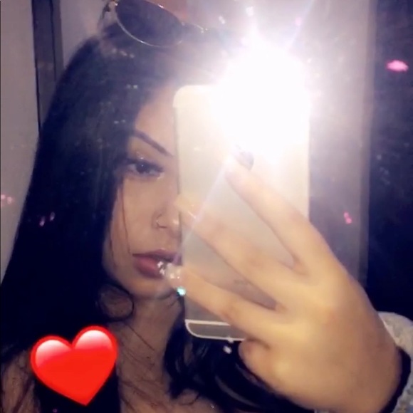 Meet your Posher, Maria - Picture 1 of 1